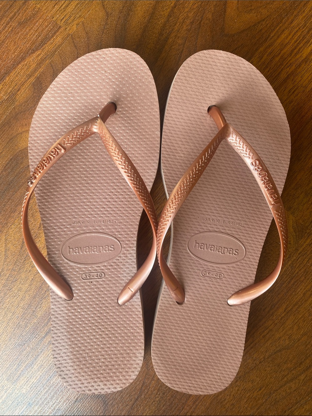 Havaianas Women’s Rose Gold Flatform Flip Flop Sandals